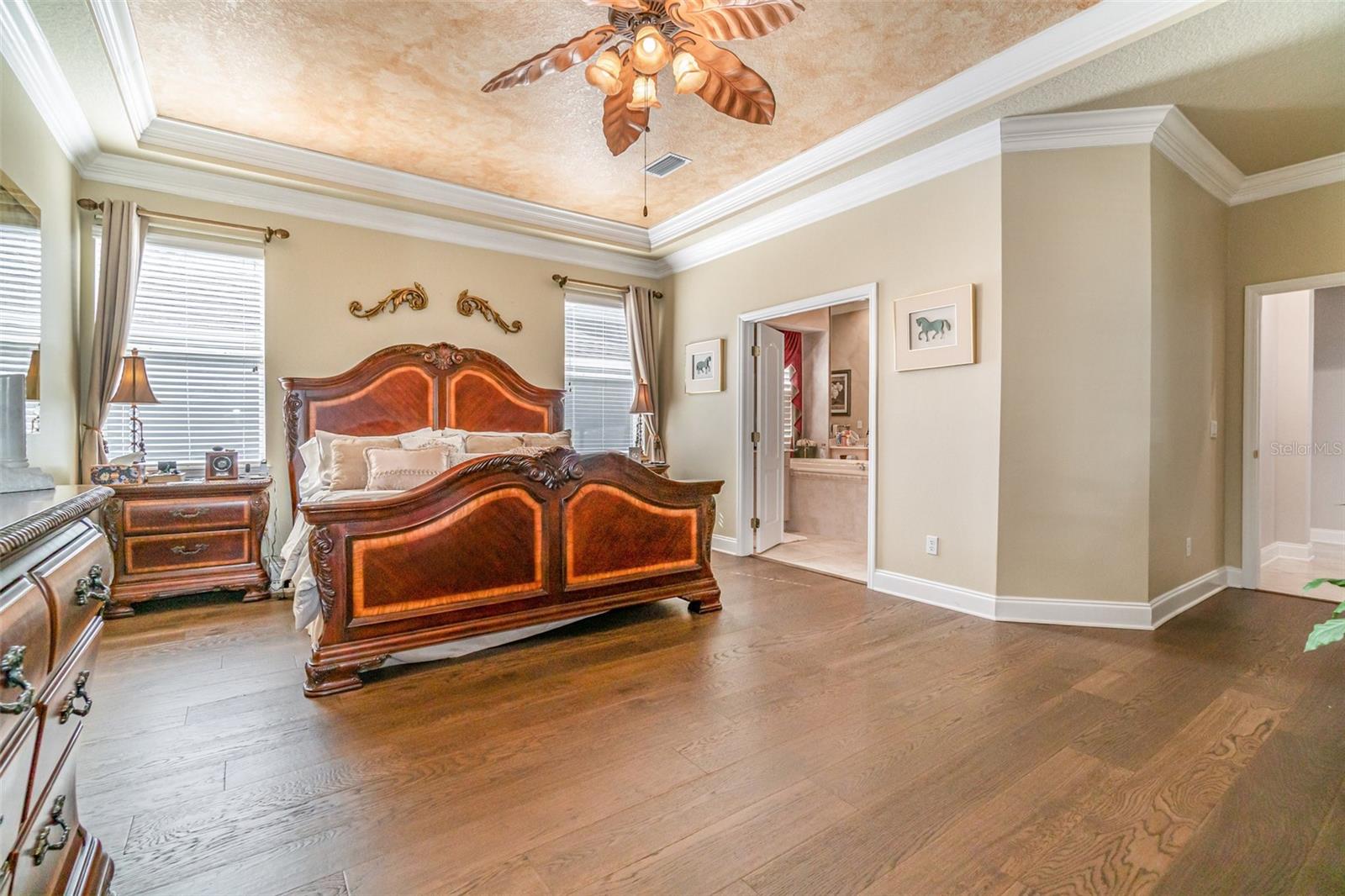 LAKES WINDERMERE PH 01 49 108 - Residential