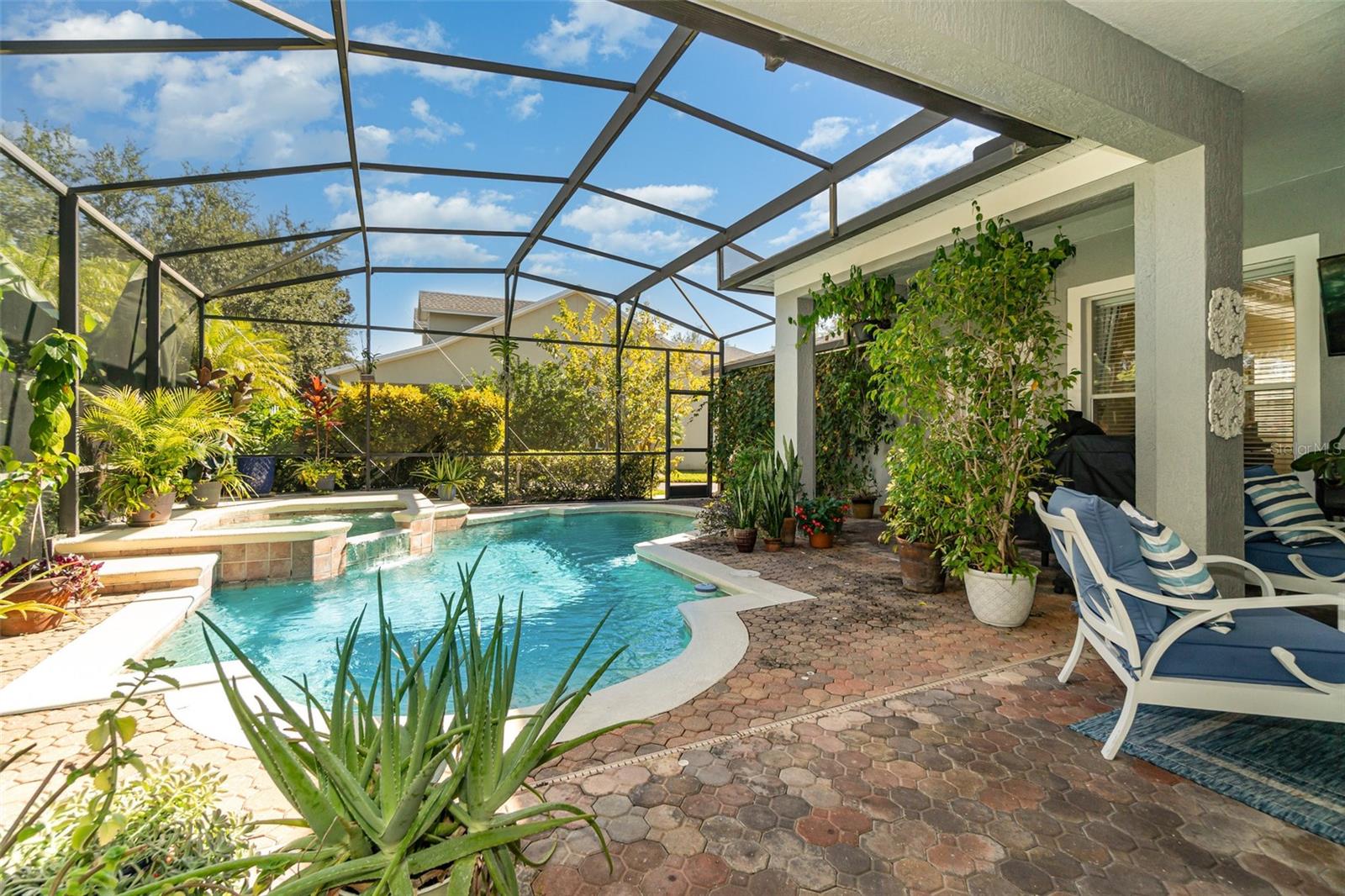 LAKES WINDERMERE PH 01 49 108 - Residential