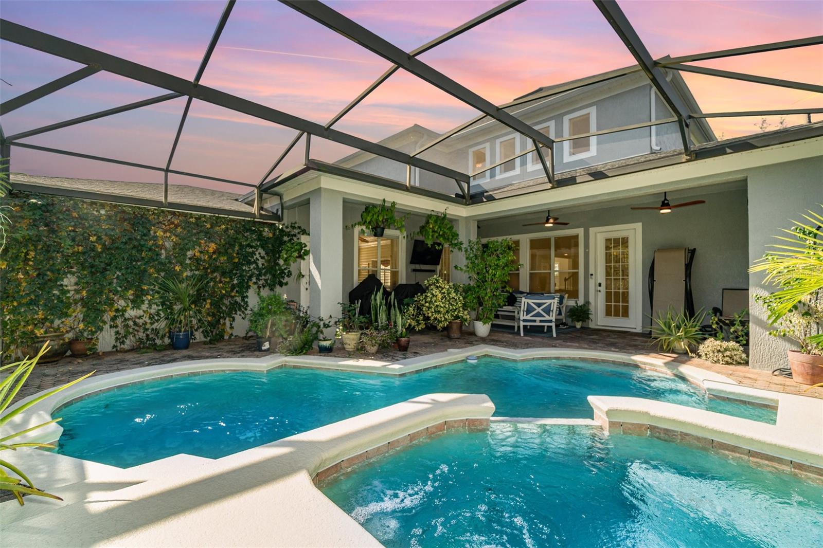 LAKES WINDERMERE PH 01 49 108 - Residential