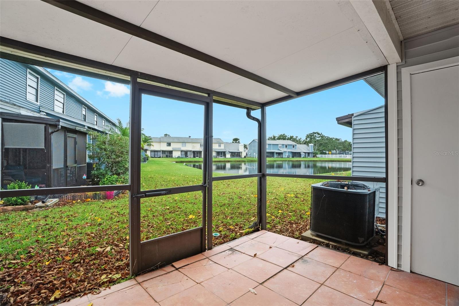 HAMPTON PARK TWNHMS UN 1 - Residential Lease