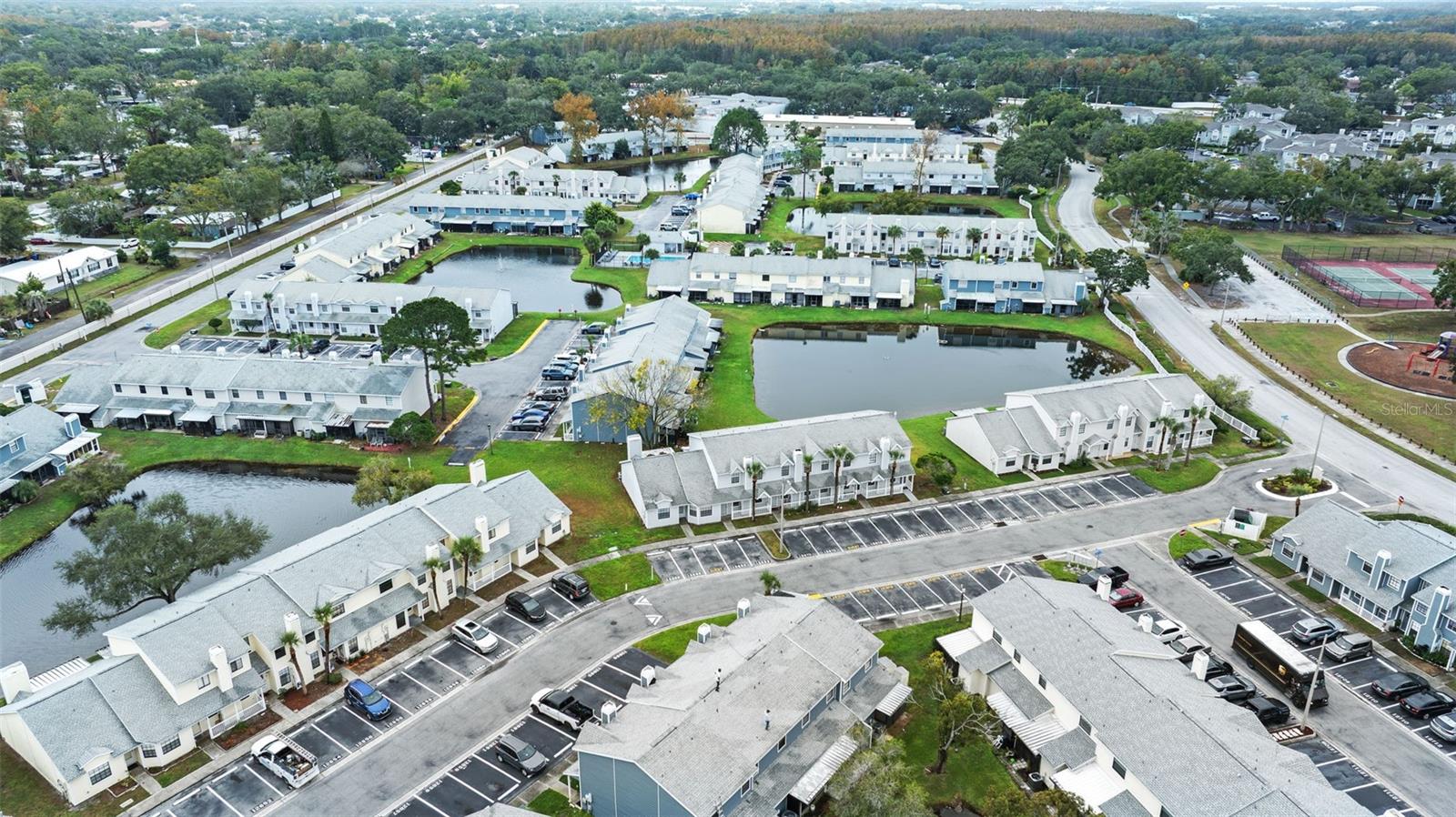 HAMPTON PARK TWNHMS UN 1 - Residential Lease