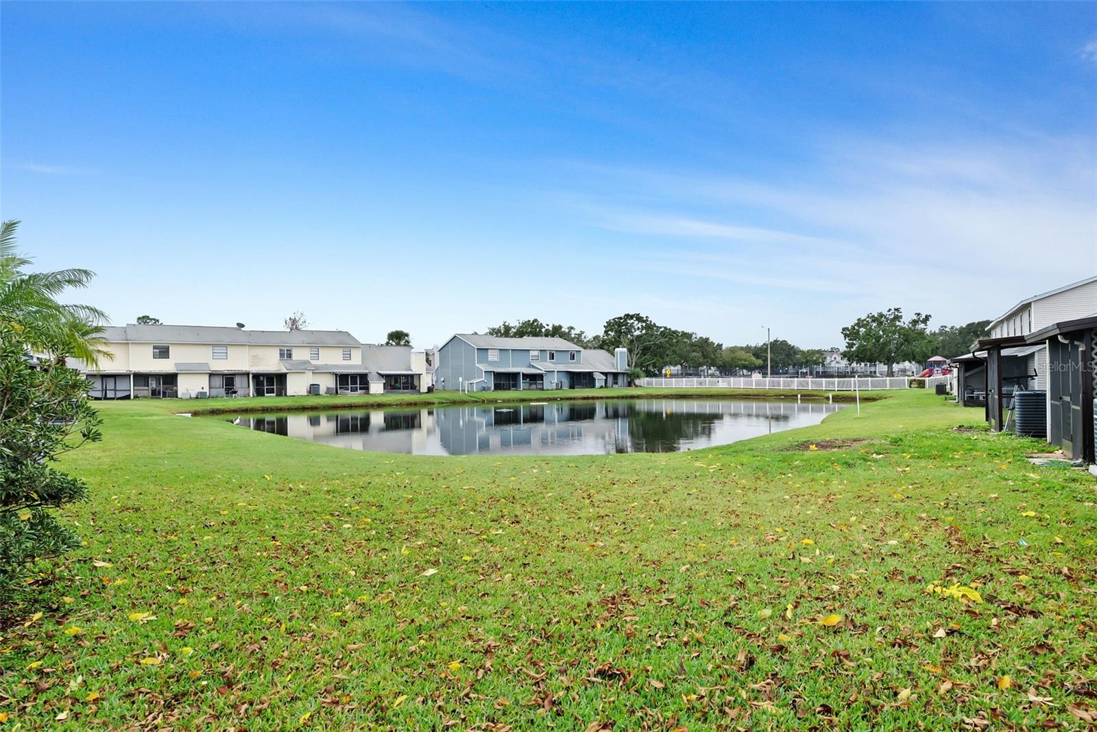 HAMPTON PARK TWNHMS UN 1 - Residential Lease