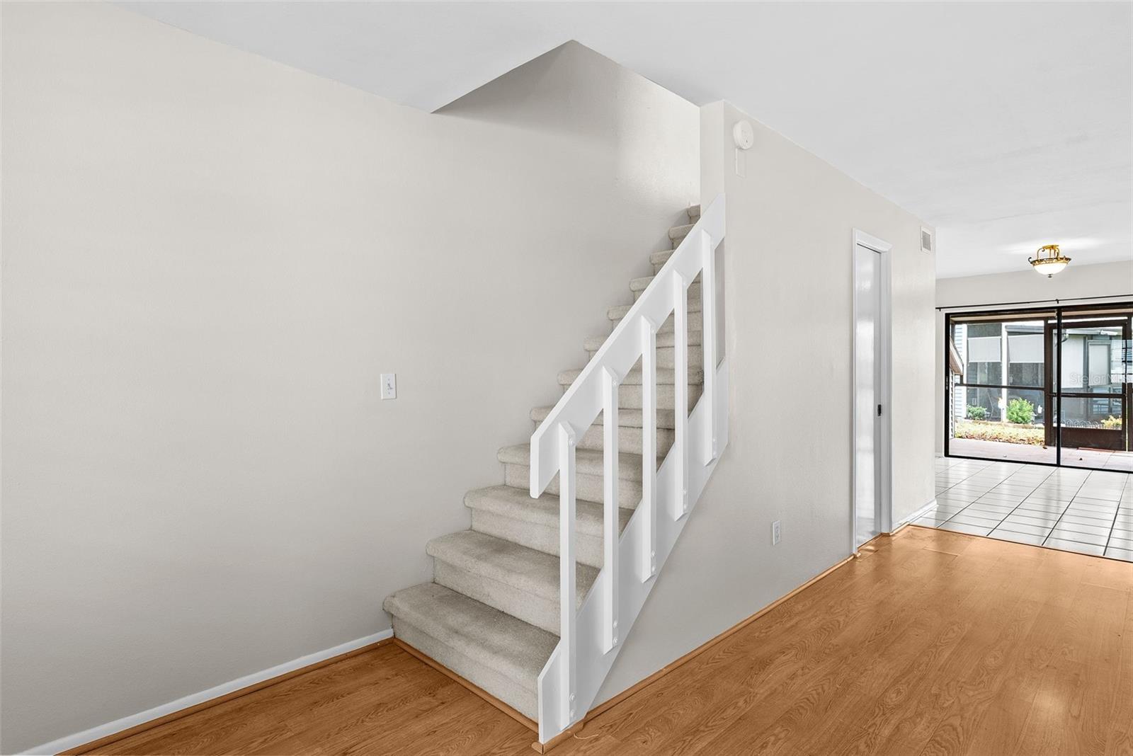 HAMPTON PARK TWNHMS UN 1 - Residential Lease