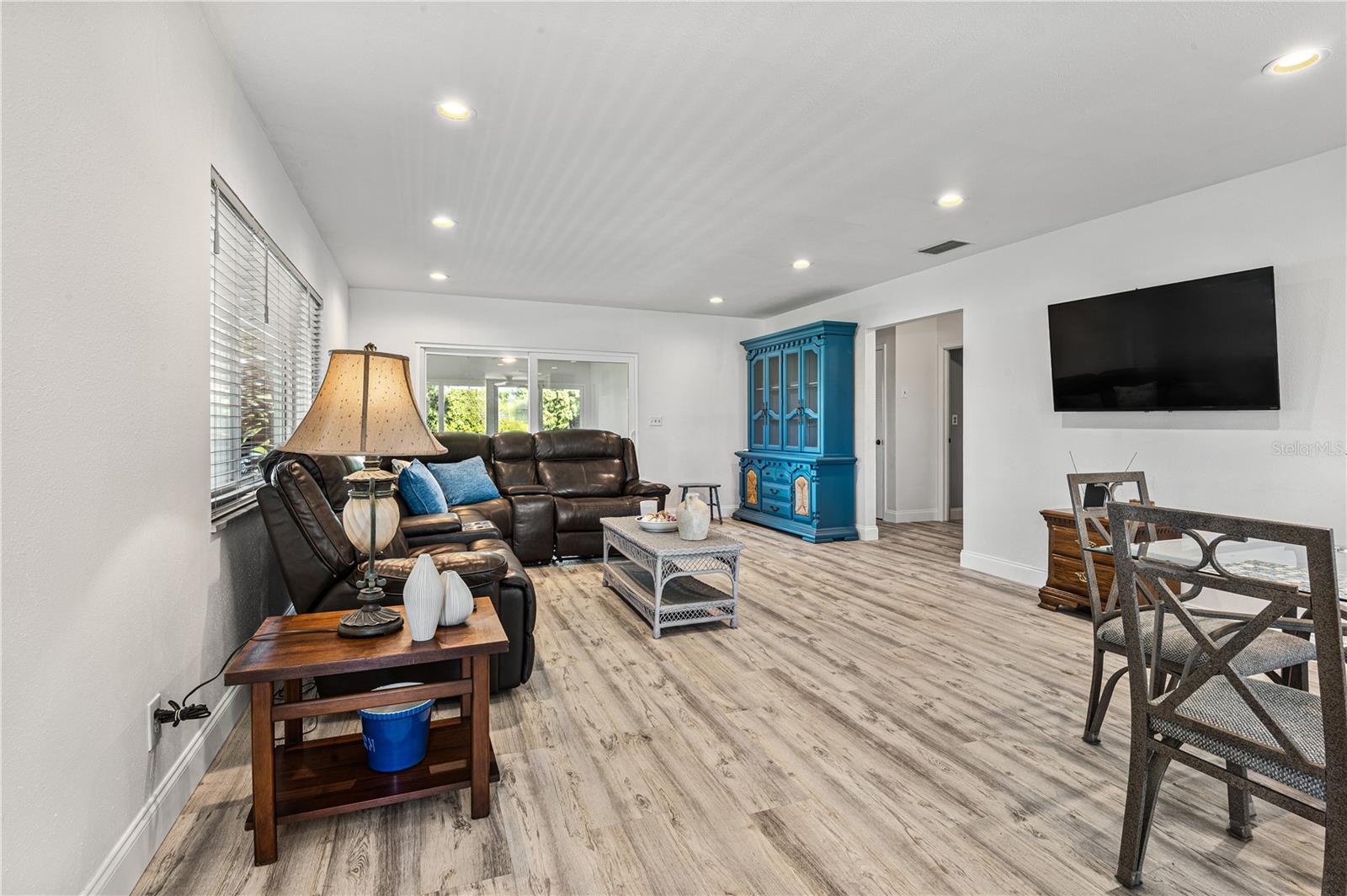 BLOSSOM LAKE VILLAGE SEC 1 - Residential