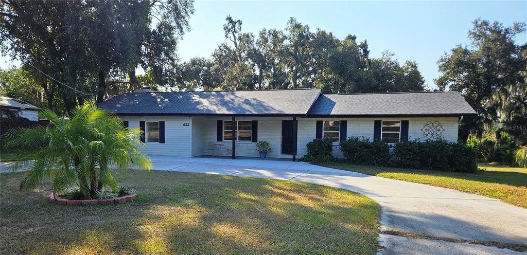 Photo of 622 Limona Road, Brandon, FL 33510 (MLS # TB8436798)
