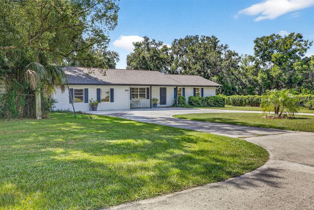 Photo of 622 Limona Road, Brandon, FL 33510 (MLS # TB8436798)
