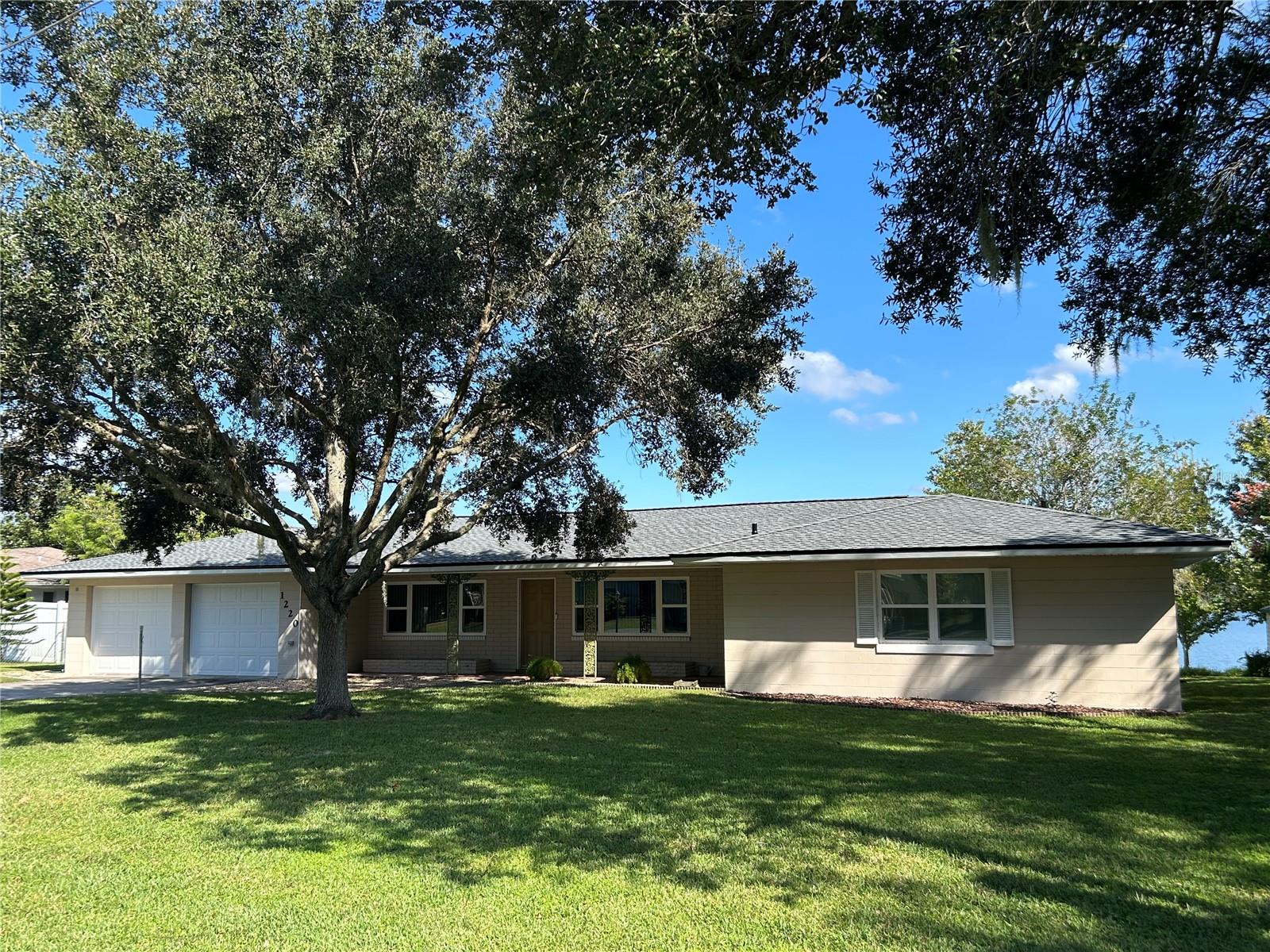 TANGERINE PKWY - Residential