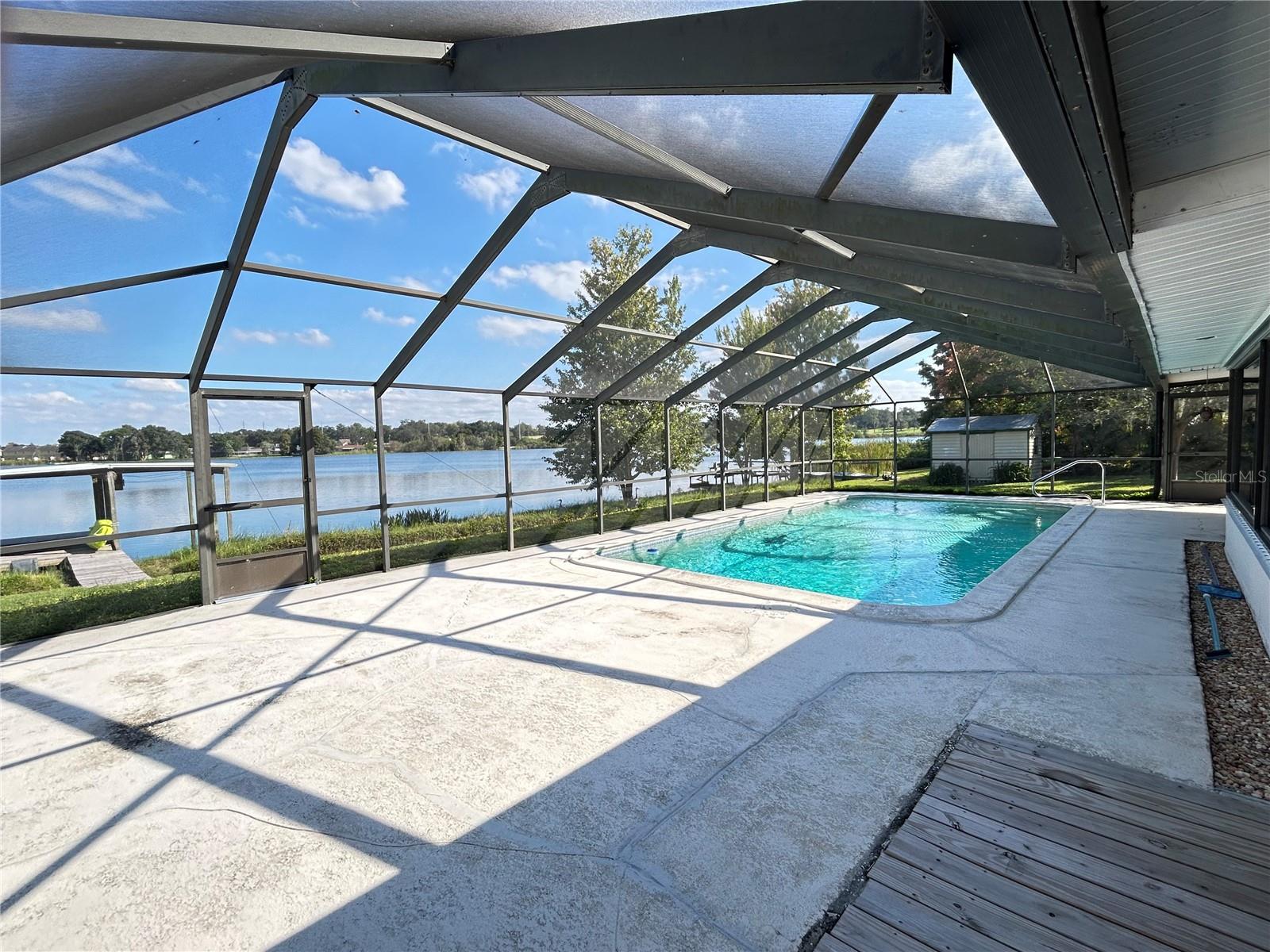 TANGERINE PKWY - Residential