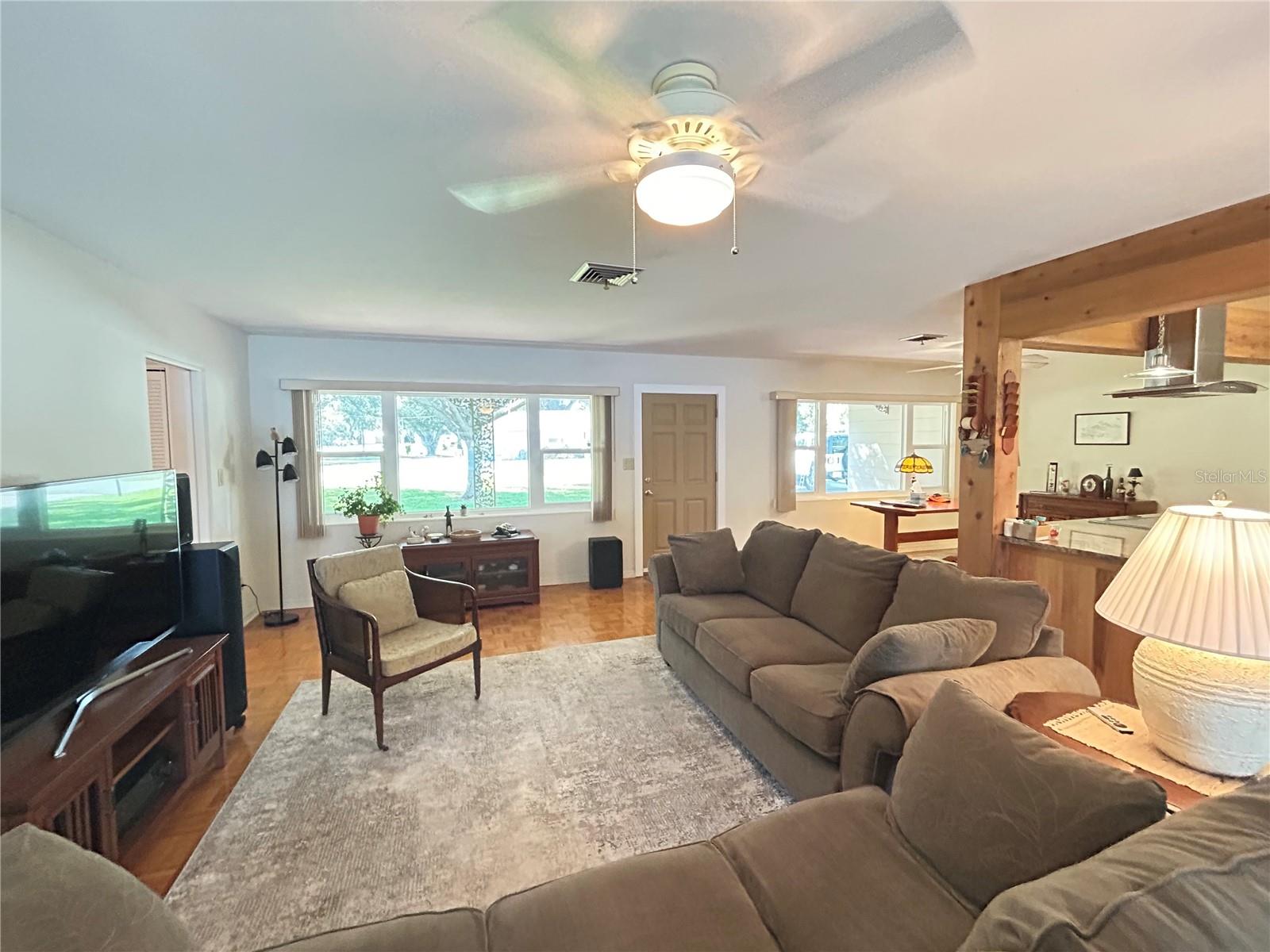 TANGERINE PKWY - Residential