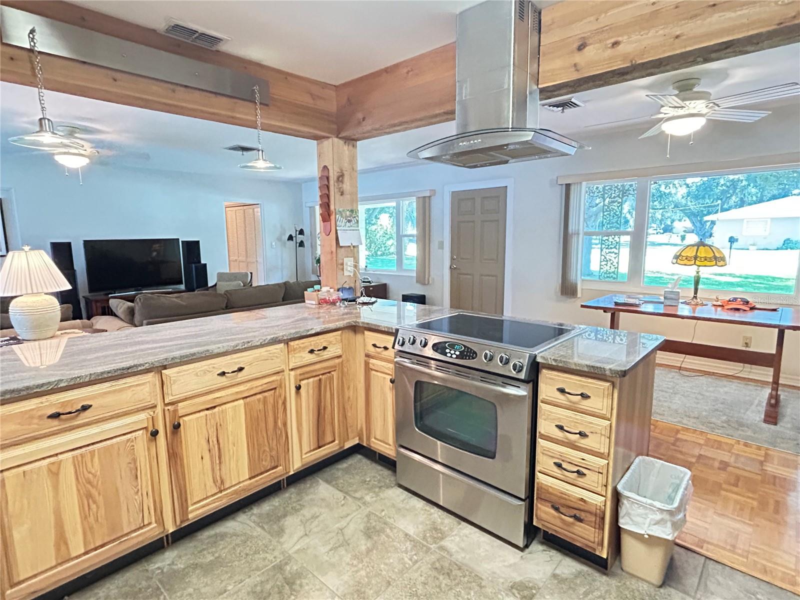 TANGERINE PKWY - Residential