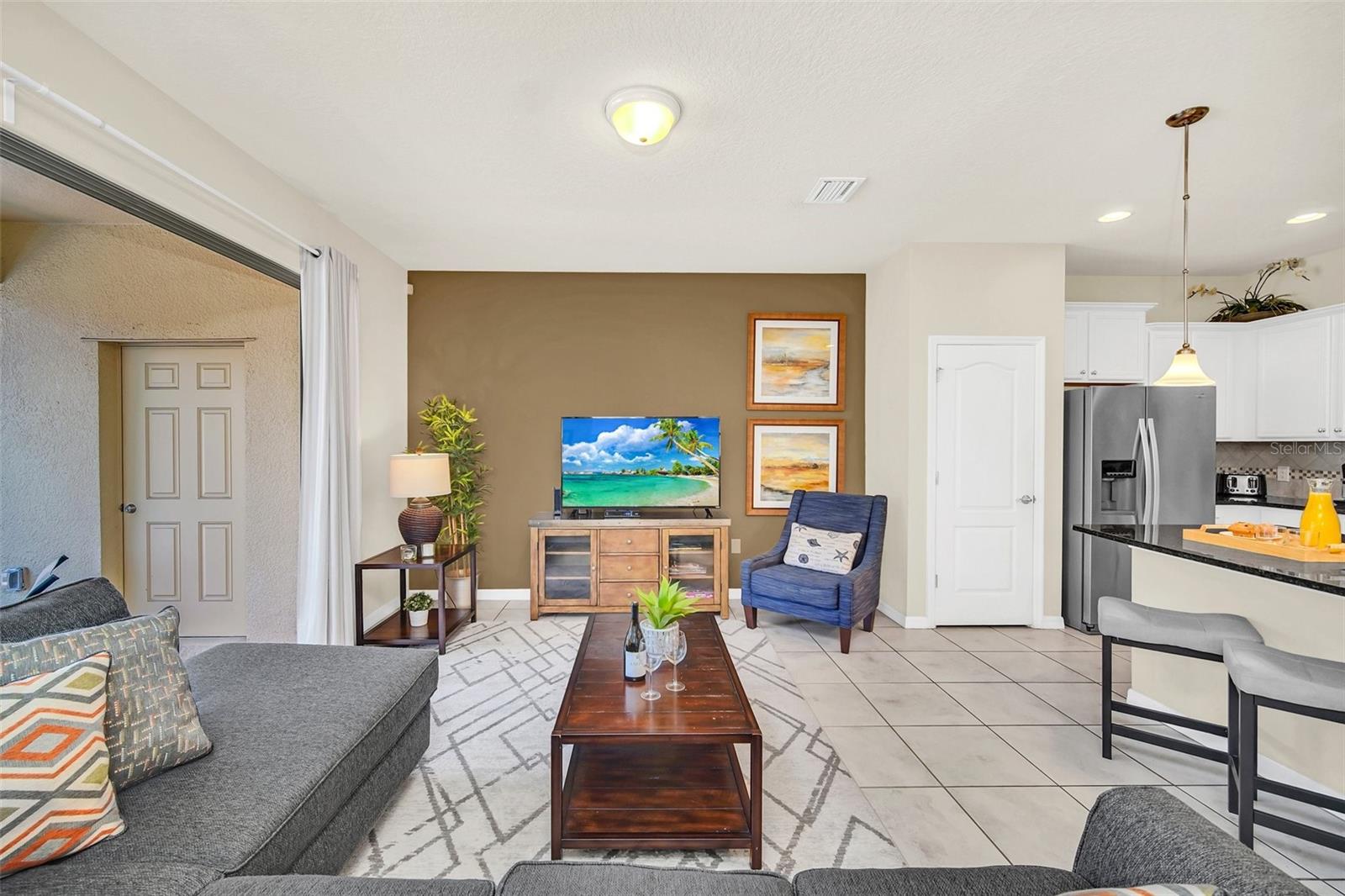 WINDSOR AT WESTSIDE PH 1 - Residential