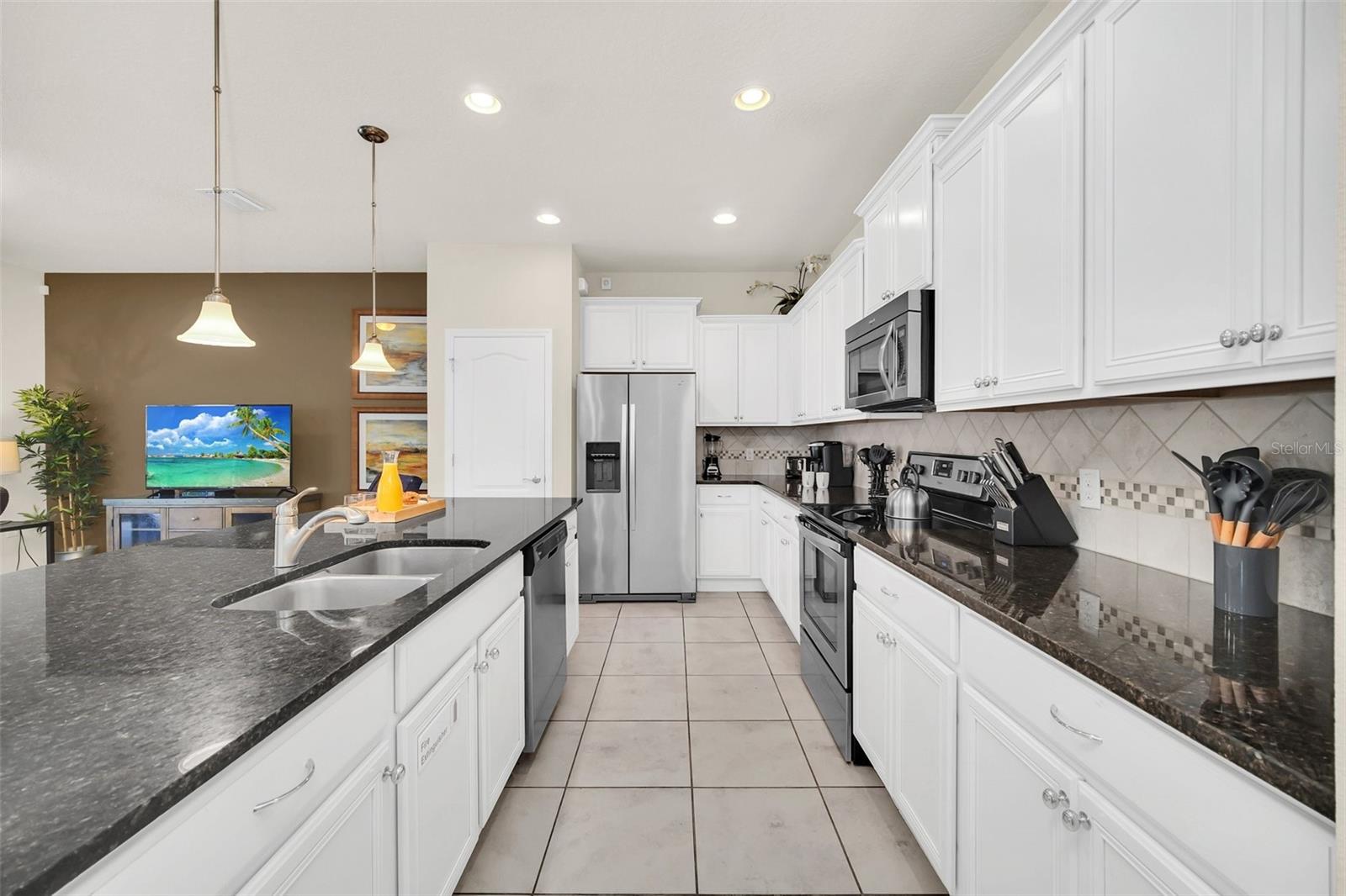 WINDSOR AT WESTSIDE PH 1 - Residential