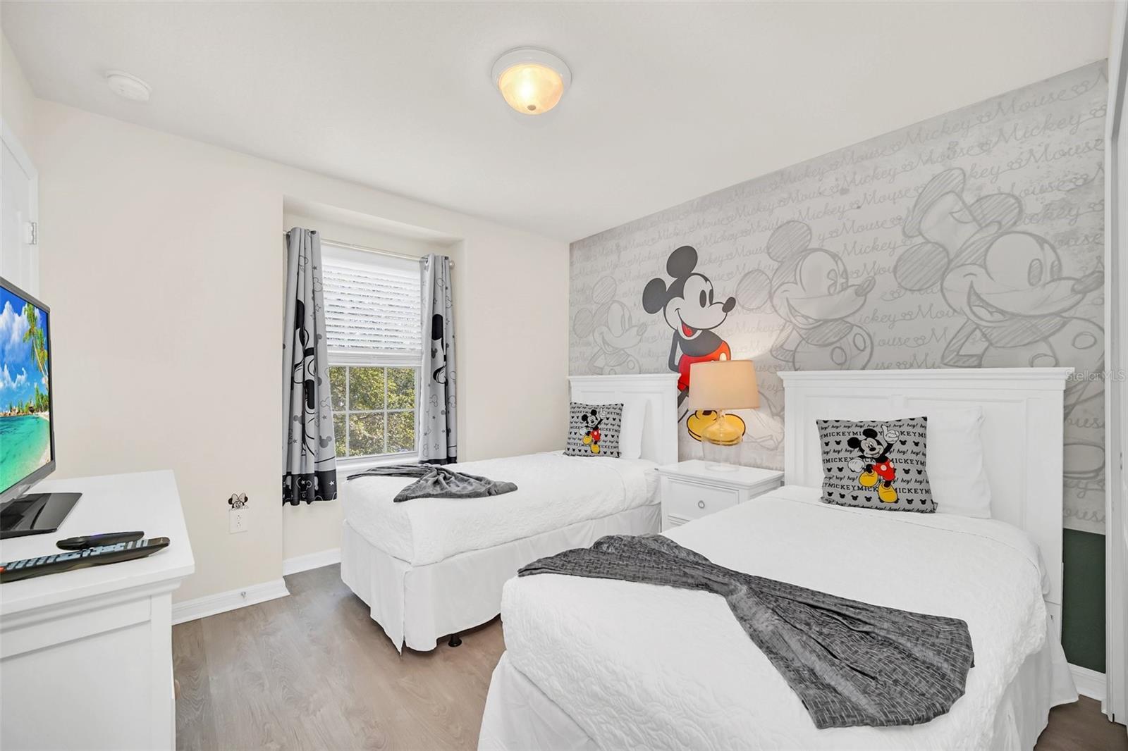 WINDSOR AT WESTSIDE PH 1 - Residential