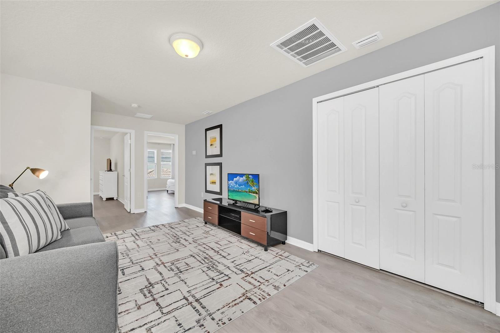 WINDSOR AT WESTSIDE PH 1 - Residential