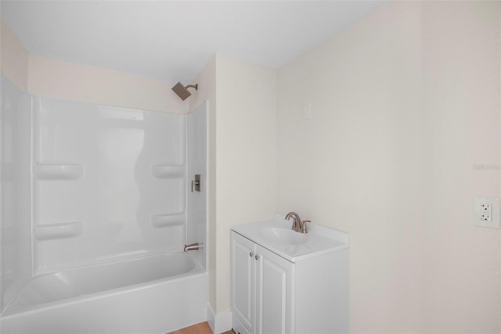 PELICAN HARBOR MOB HOME ESTATES - Residential