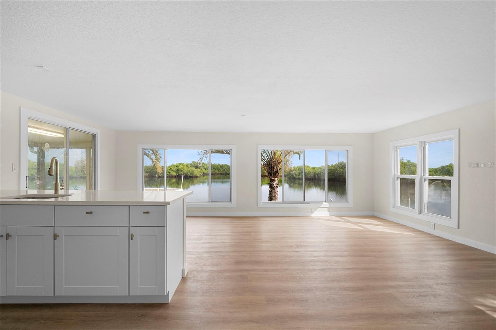 PELICAN HARBOR MOB HOME ESTATES - Residential