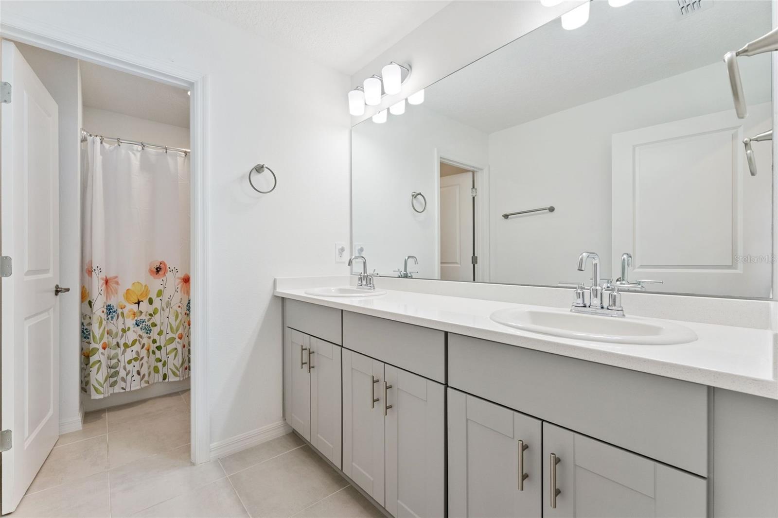 PARKSIDE AT ESTATES - Residential