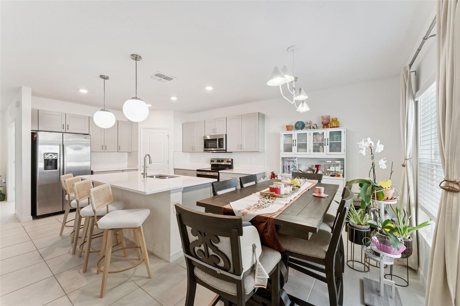 PARKSIDE AT ESTATES - Residential