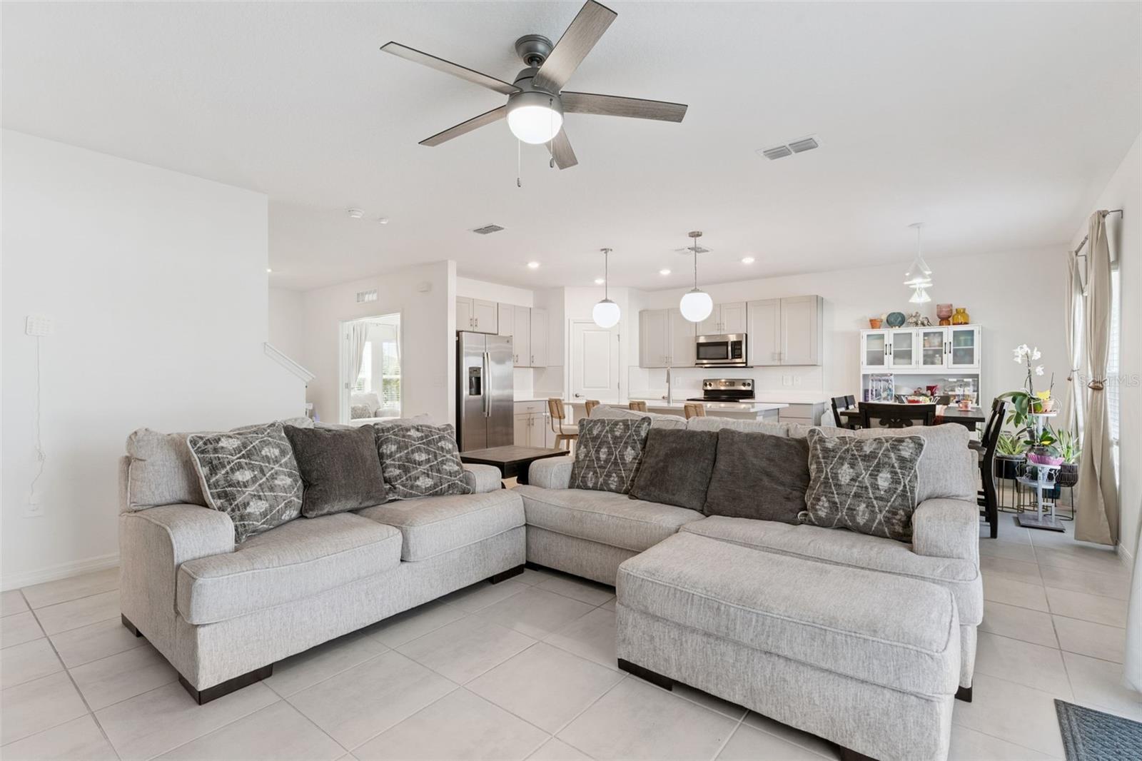 PARKSIDE AT ESTATES - Residential