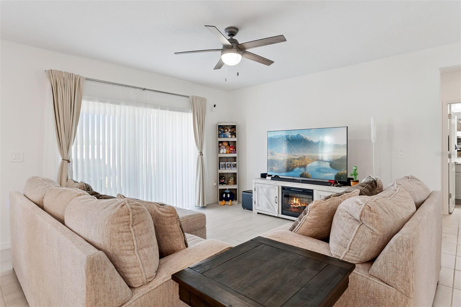 PARKSIDE AT ESTATES - Residential
