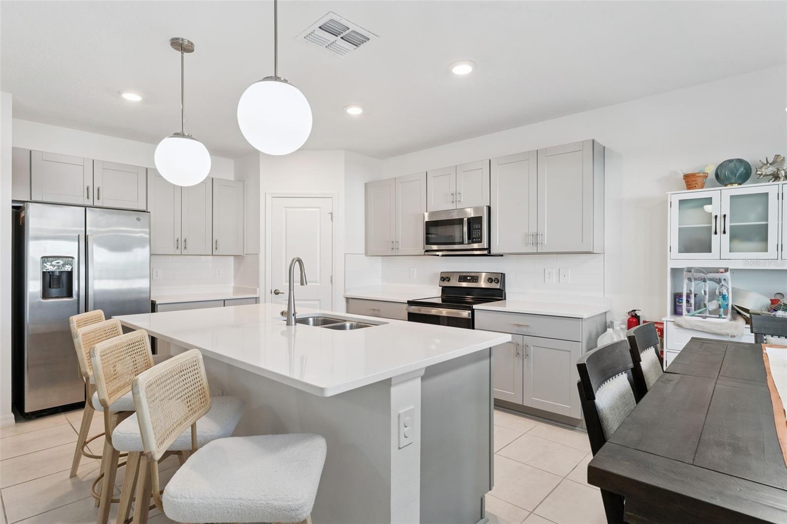 PARKSIDE AT ESTATES - Residential