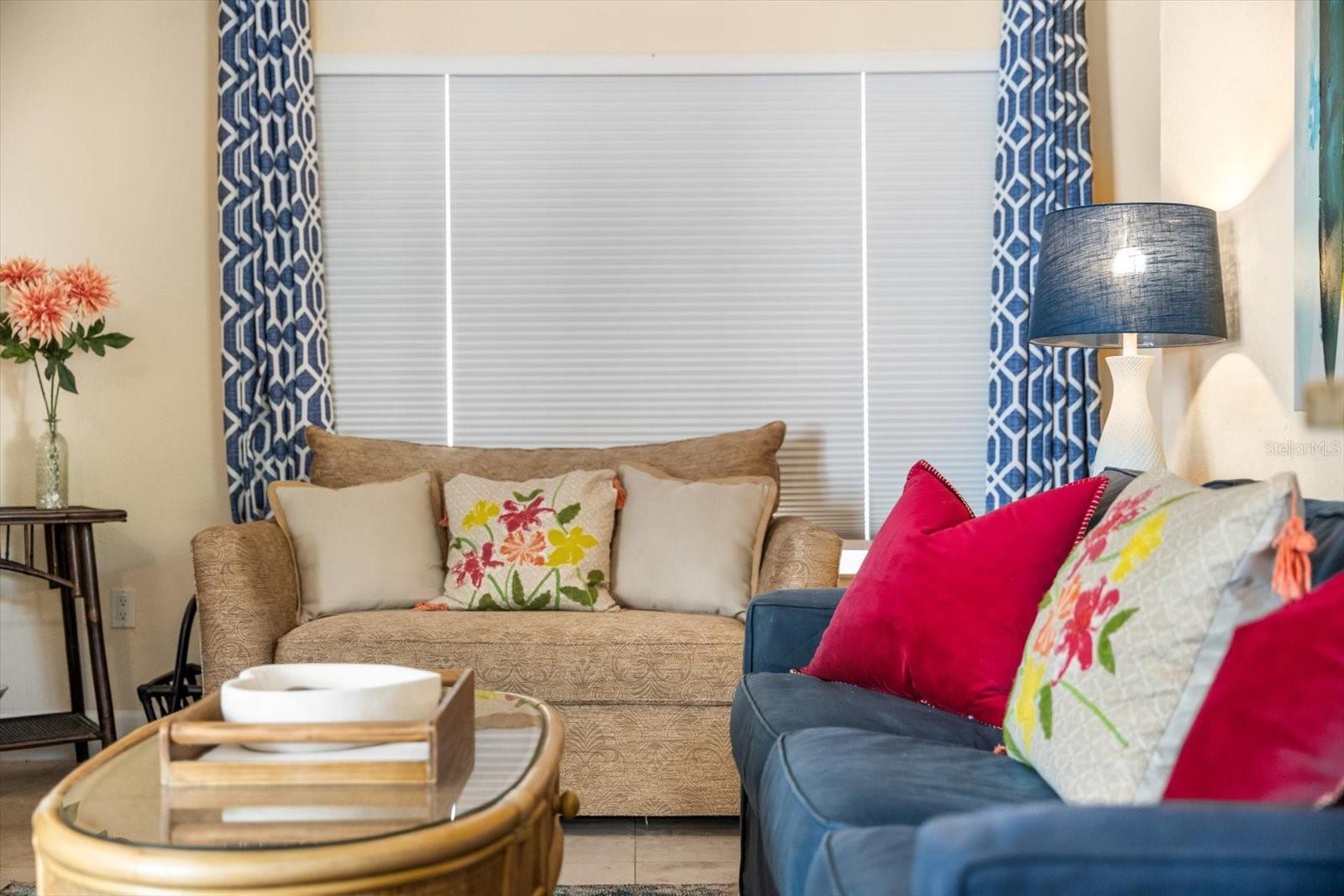 ISLAND REACH - Residential