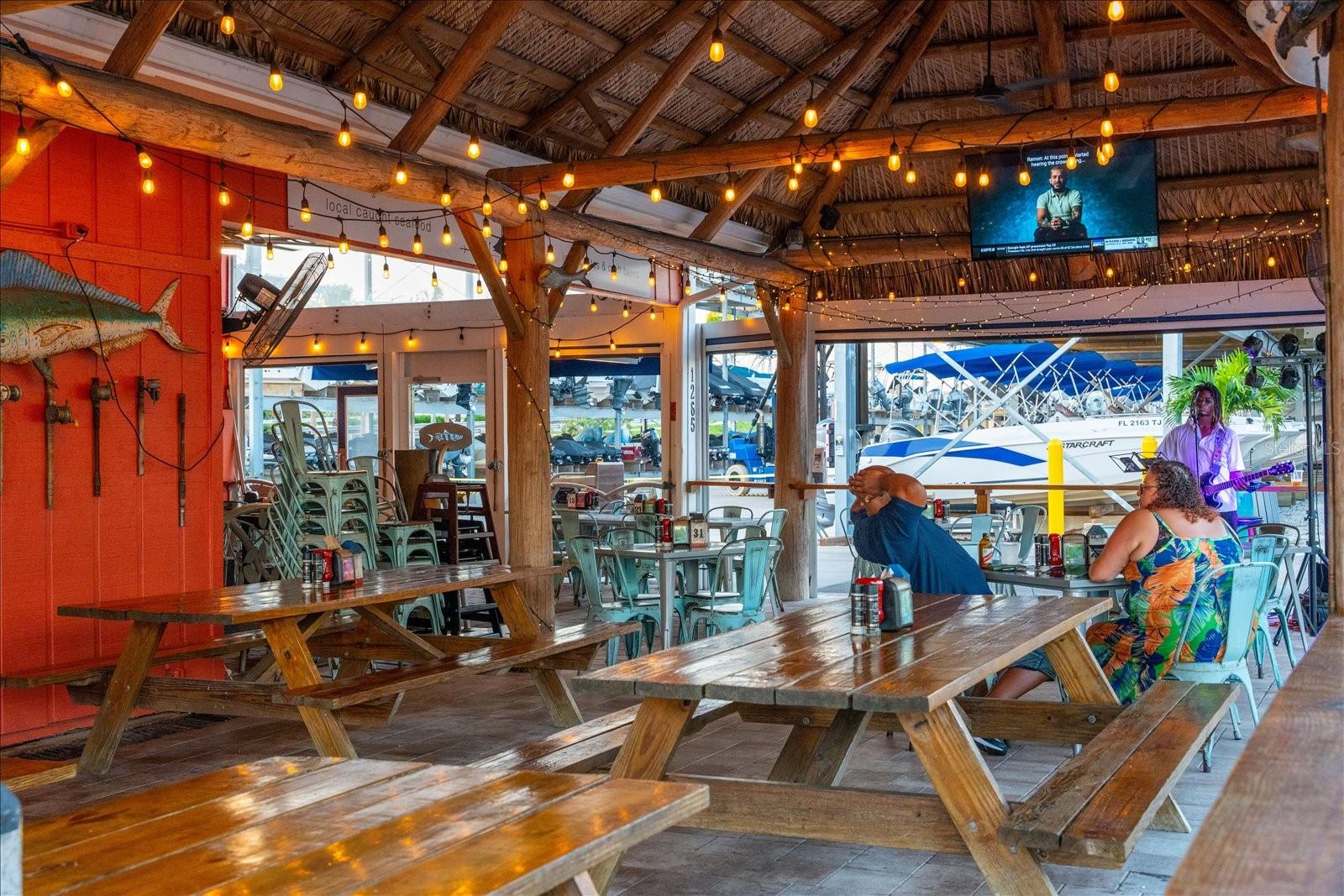 ISLAND REACH - Residential