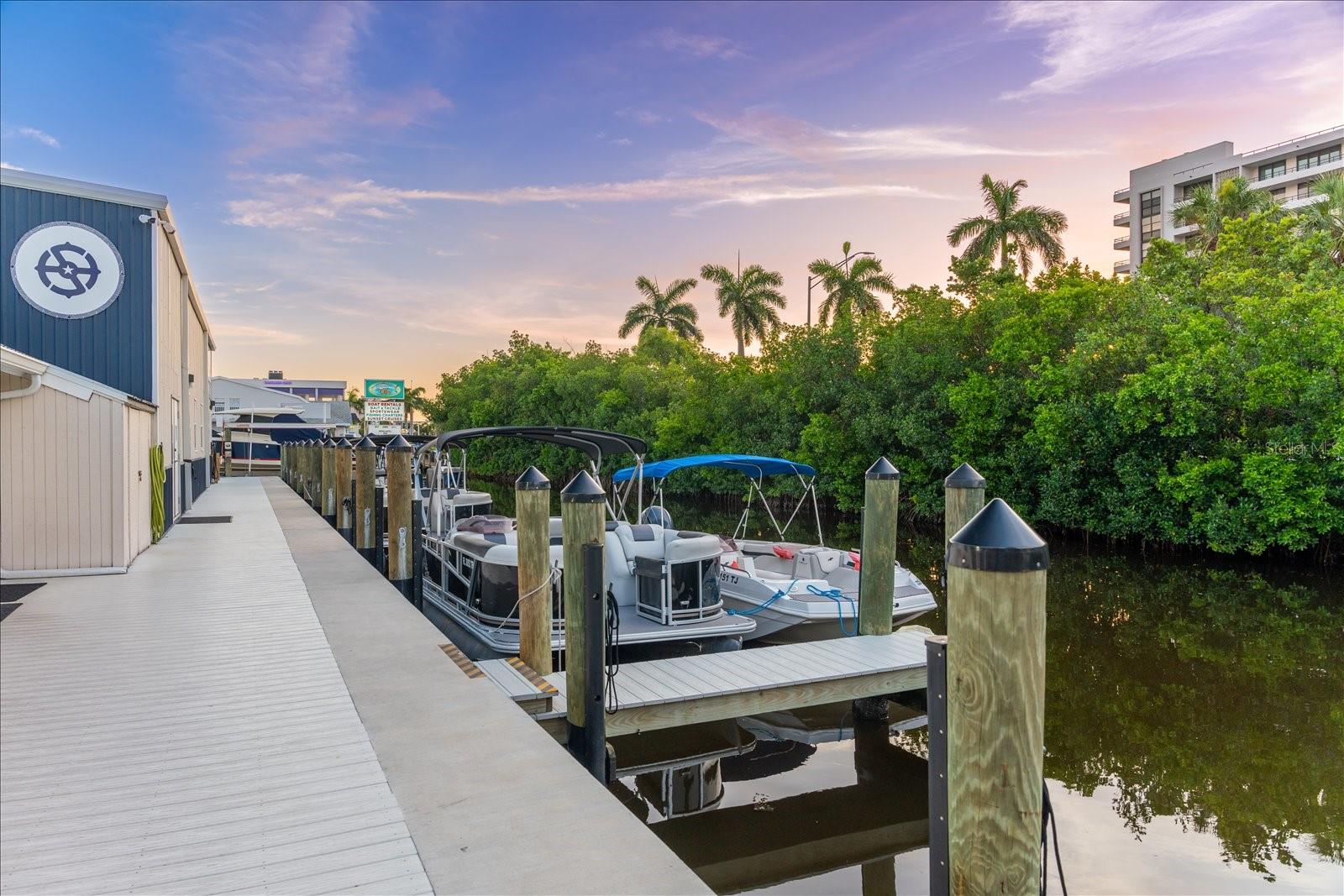 ISLAND REACH - Residential