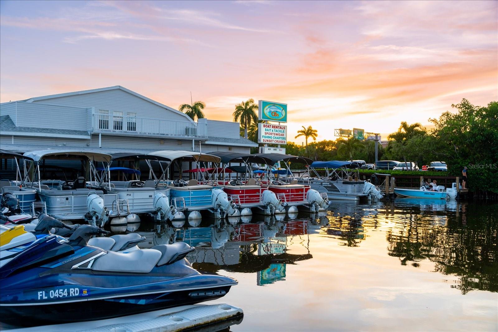 ISLAND REACH - Residential