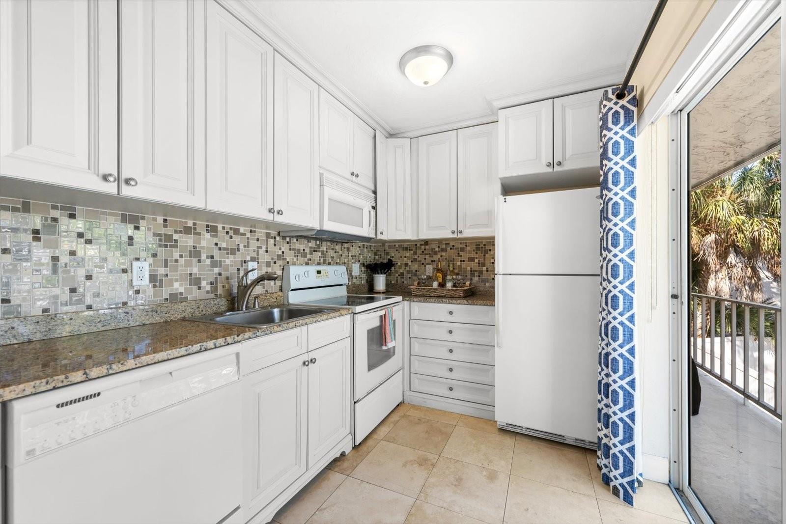 ISLAND REACH - Residential