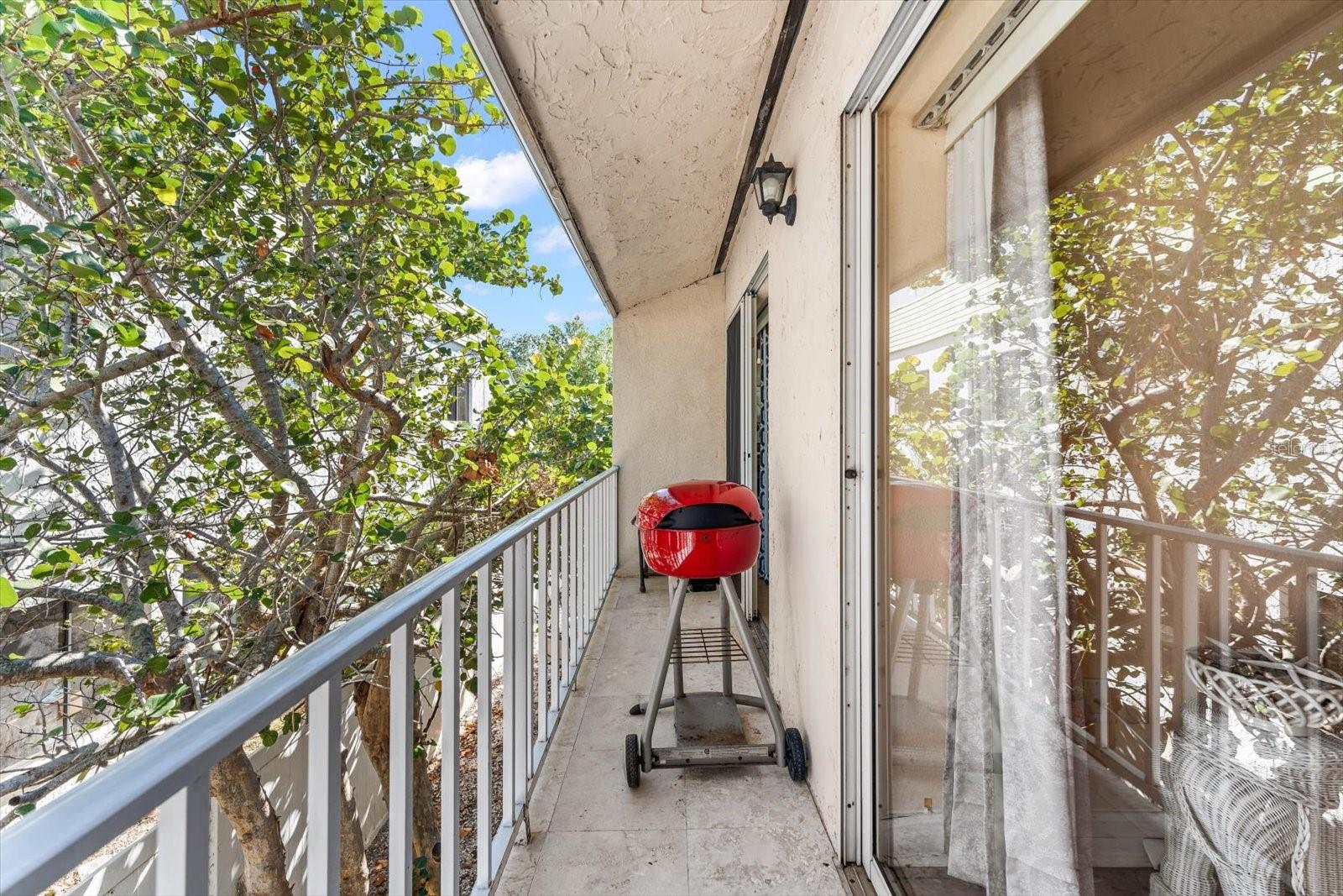 ISLAND REACH - Residential