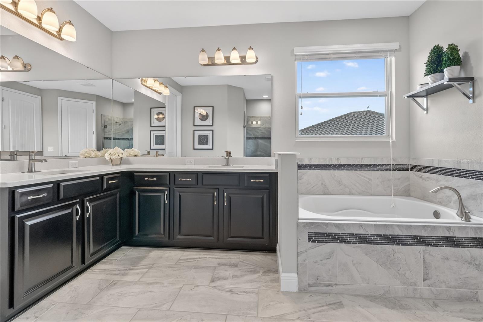 TWINWATERS - Residential