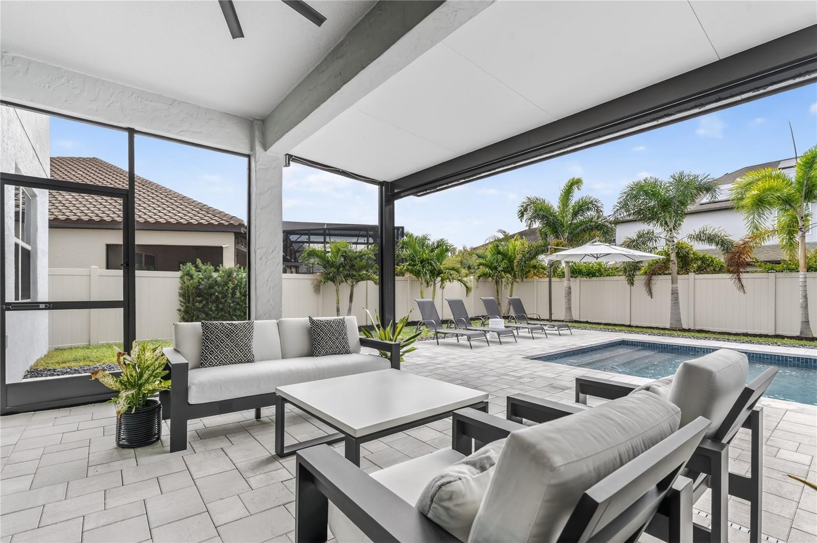 TWINWATERS - Residential