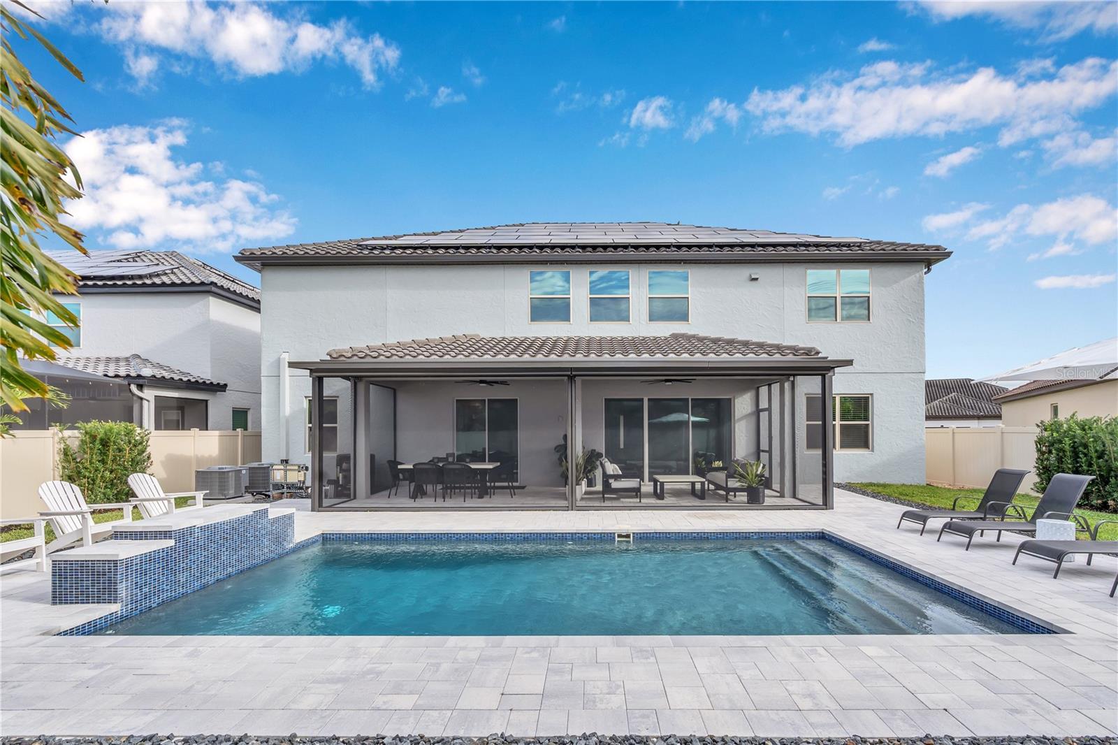 TWINWATERS - Residential