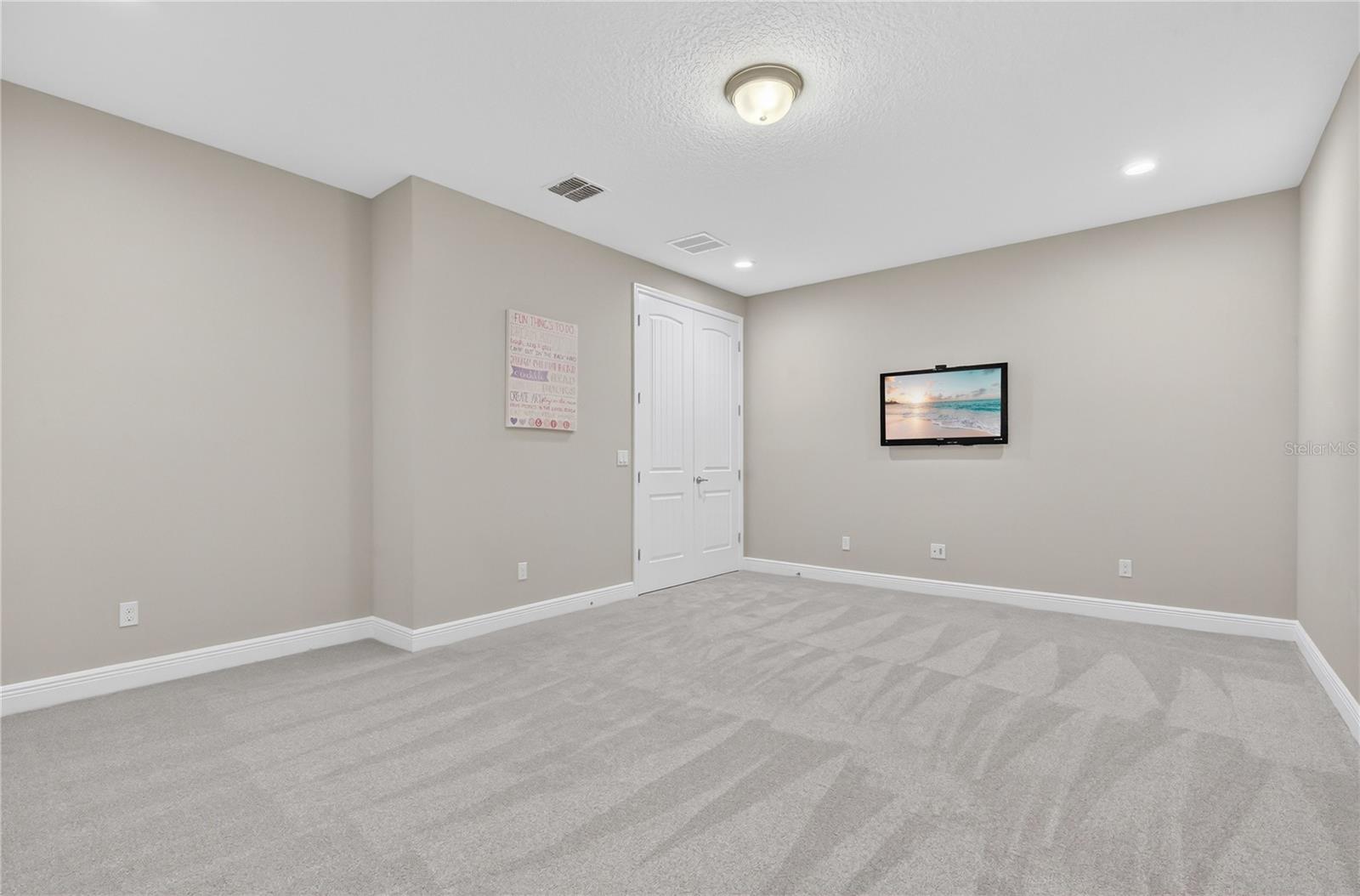 TWINWATERS - Residential