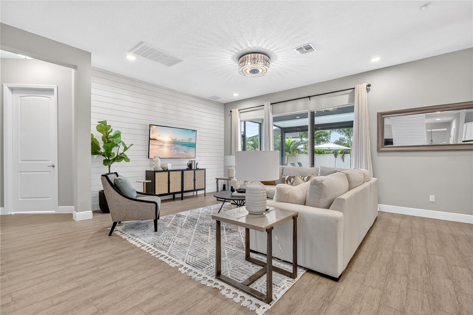 TWINWATERS - Residential