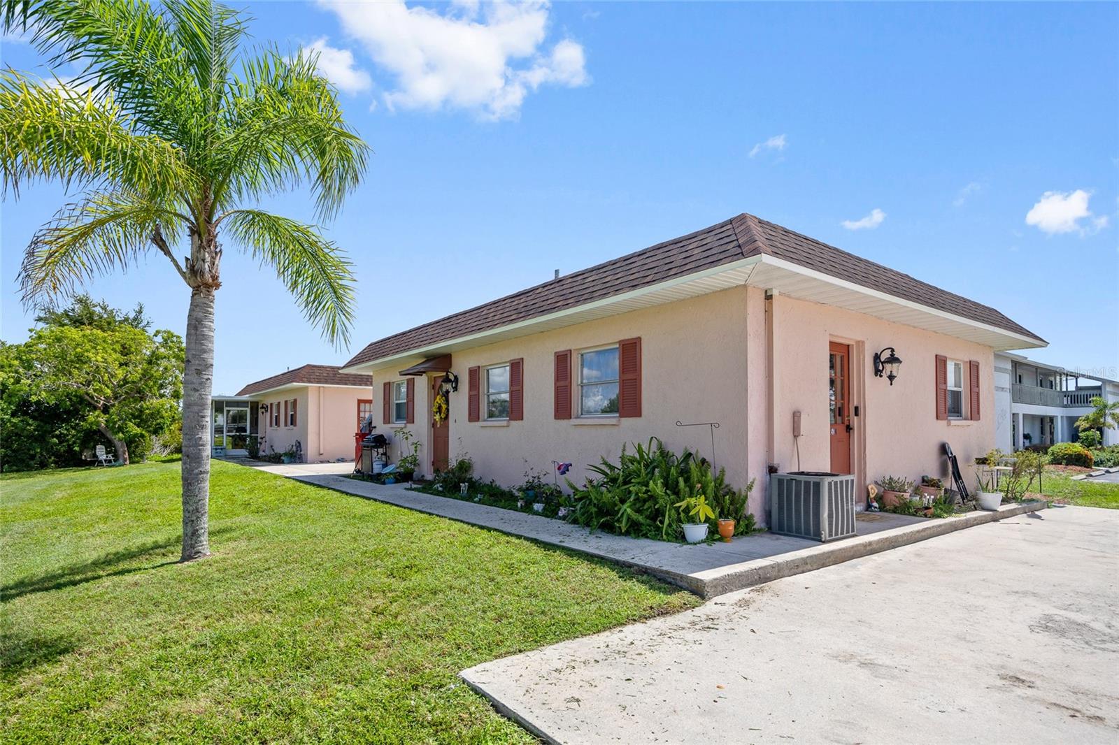 ROTONDA WEST OAKLAND HILLS - Residential Income