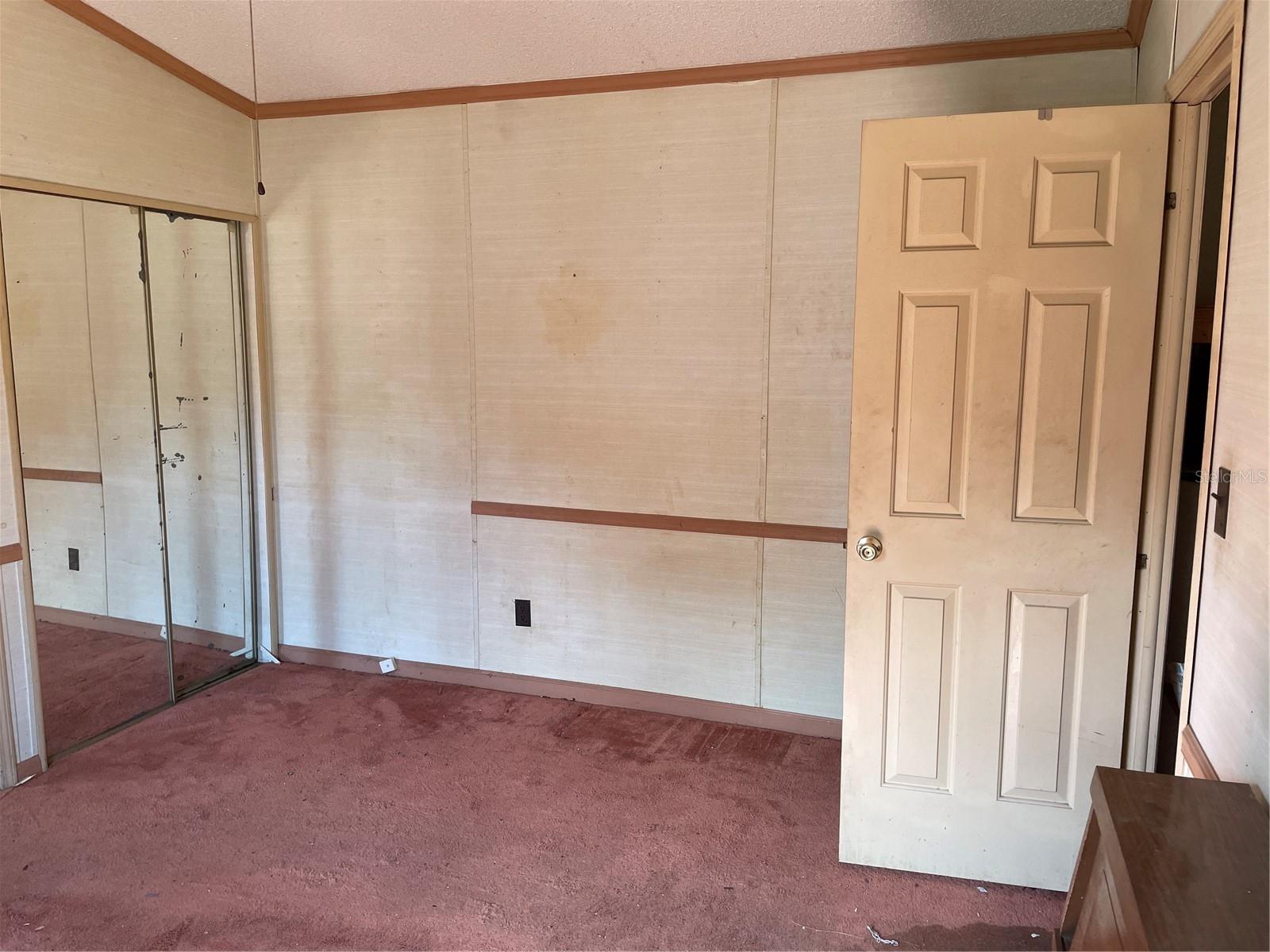 SIMMONS LAKE MANOR - Residential