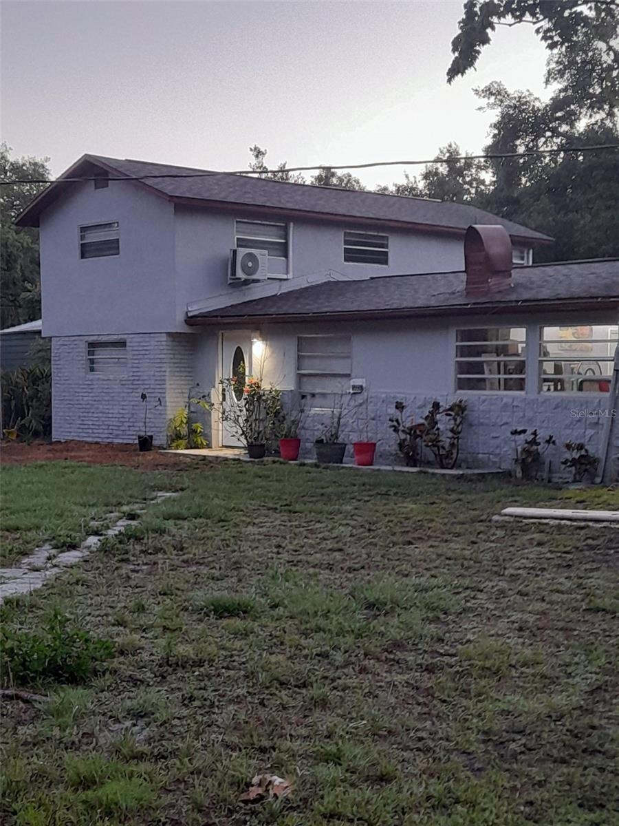 MOON LAKE ESTATES - Residential
