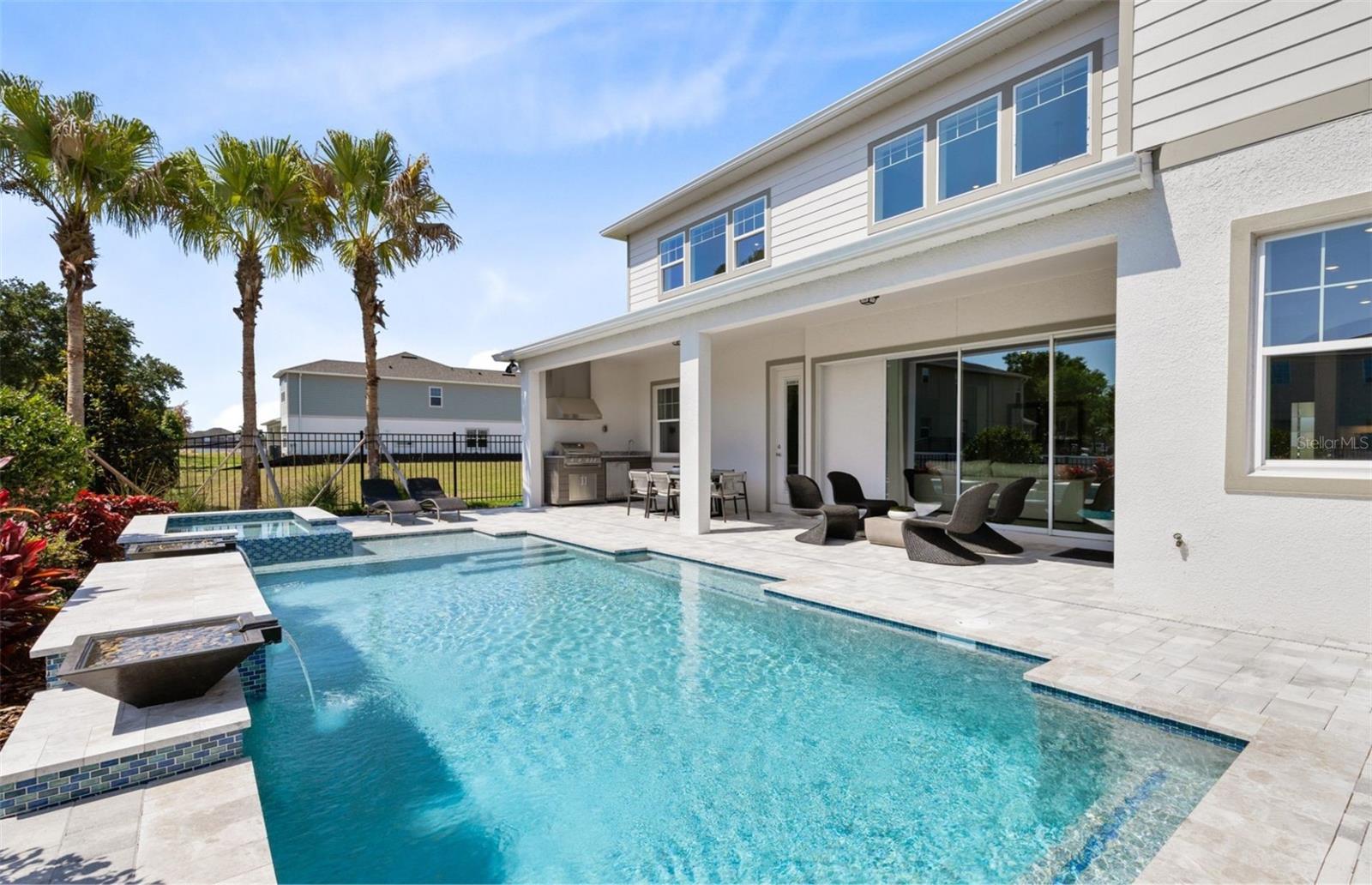 WINTER GROVE - Residential