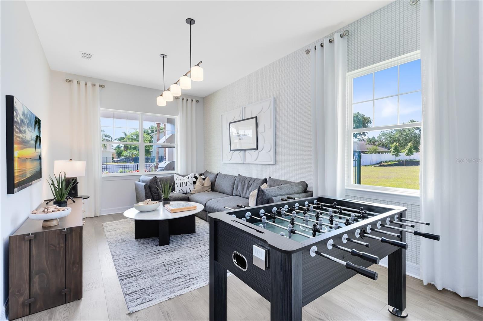 WINTER GROVE - Residential