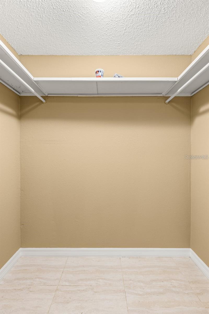 PLACE 01 A CONDO - Residential