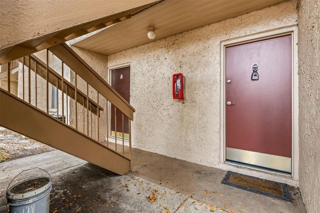 Photo of 7510 Presley Place #99-B, Tampa, FL 33617 (MLS # TB8494104)