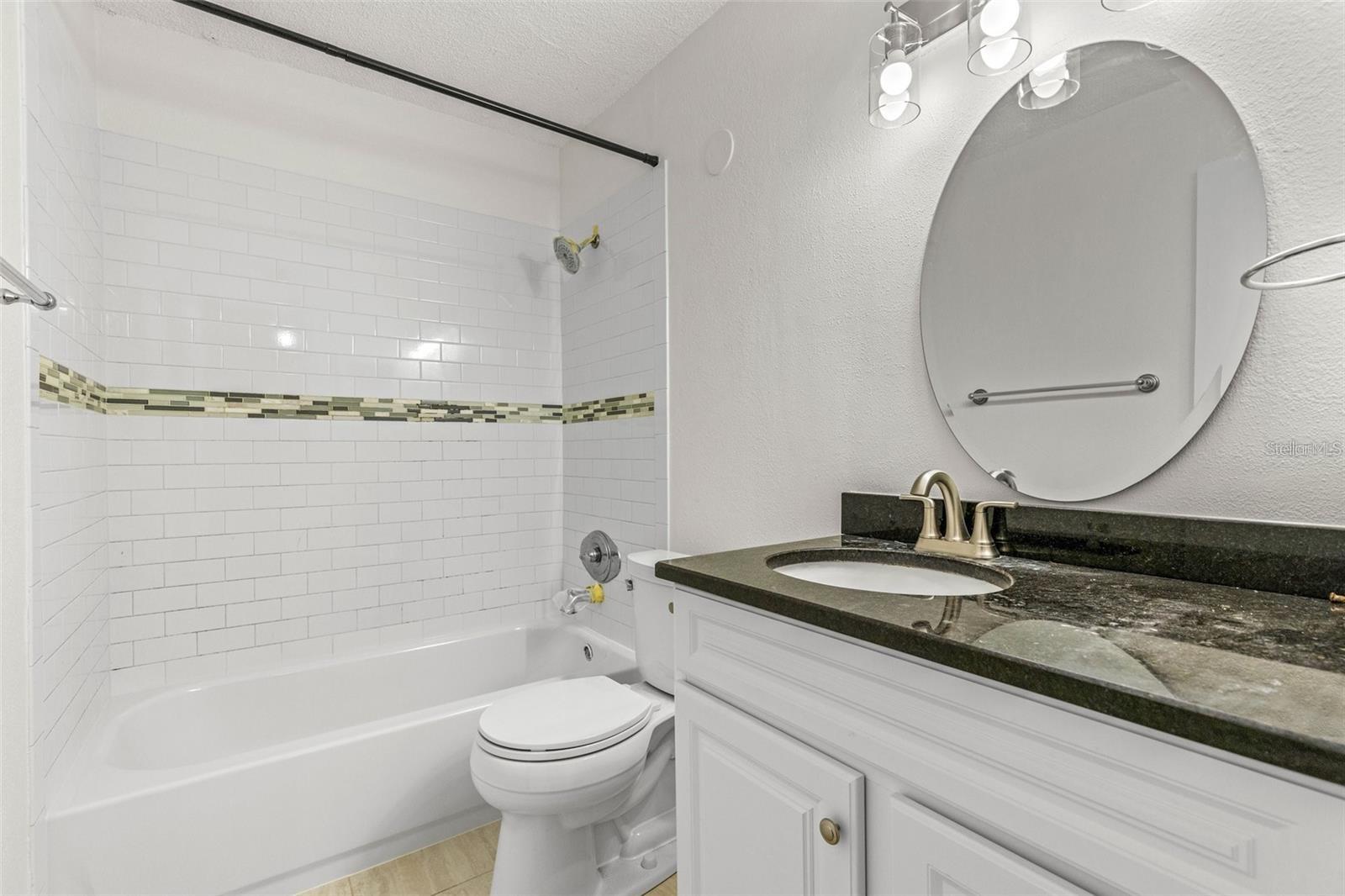 PLACE 01 A CONDO - Residential