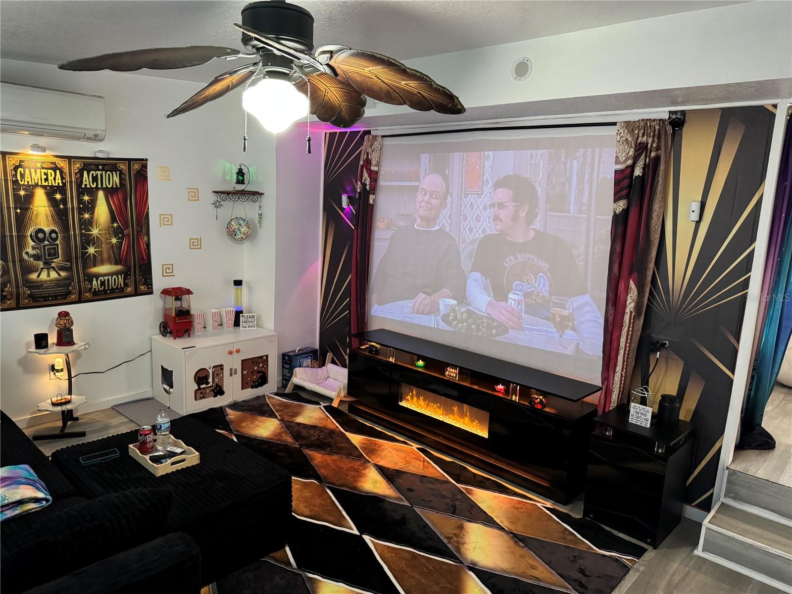 SHELTER COVE - Residential