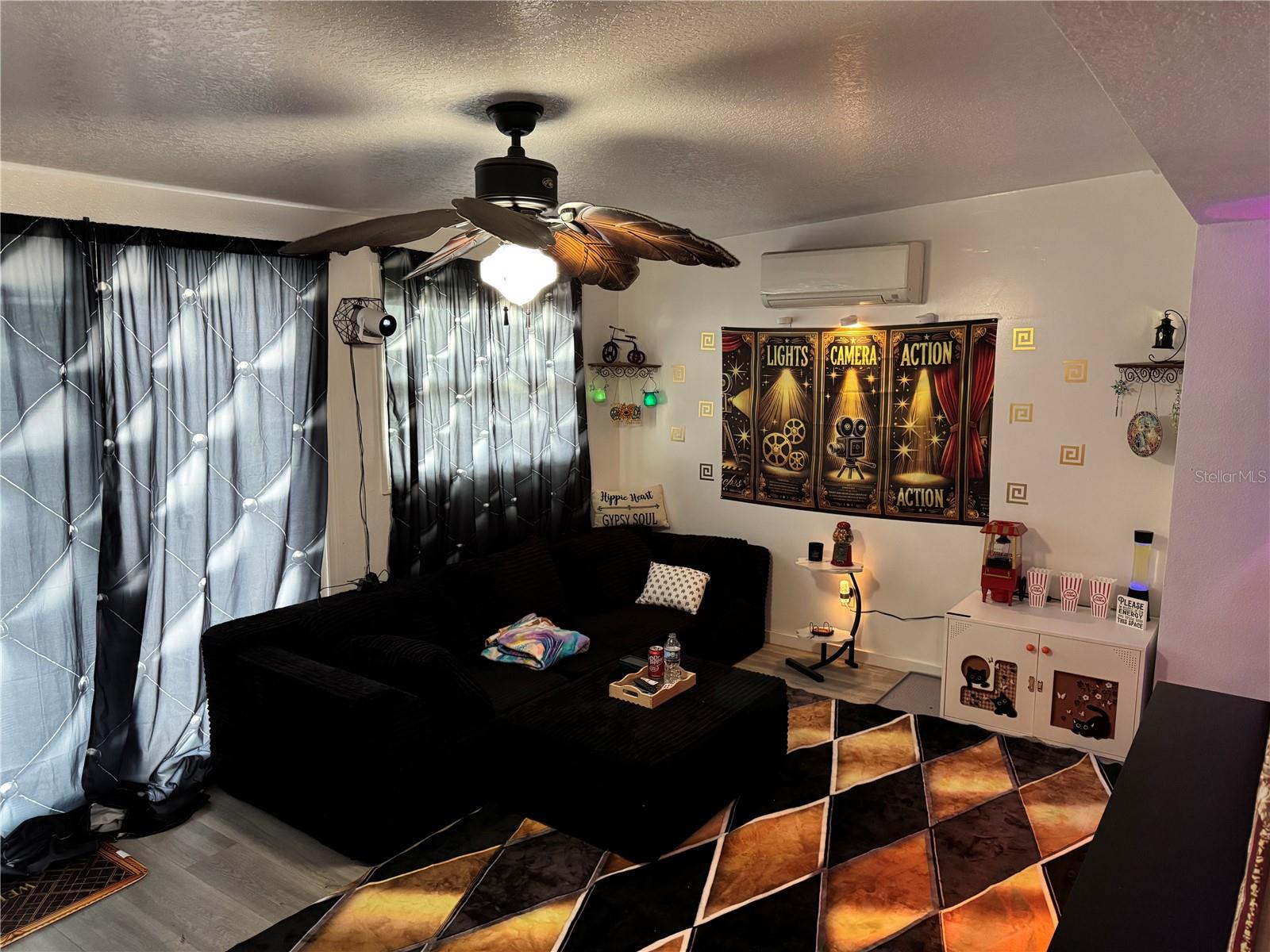 SHELTER COVE - Residential