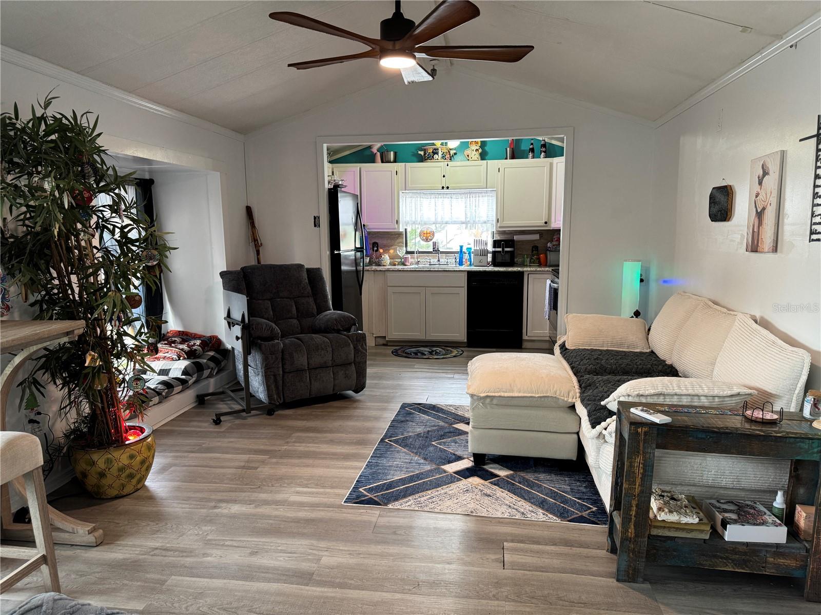 SHELTER COVE - Residential