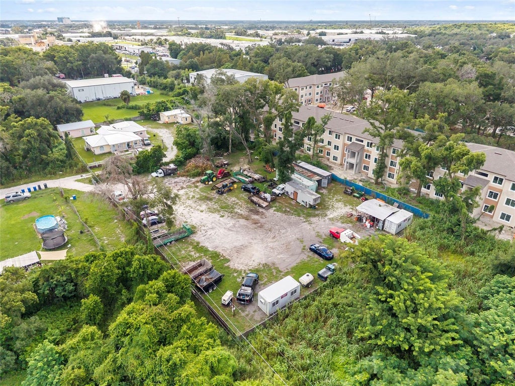 Photo of 4707 E Henry Avenue, Tampa, FL 33610 (MLS # TB8547378)