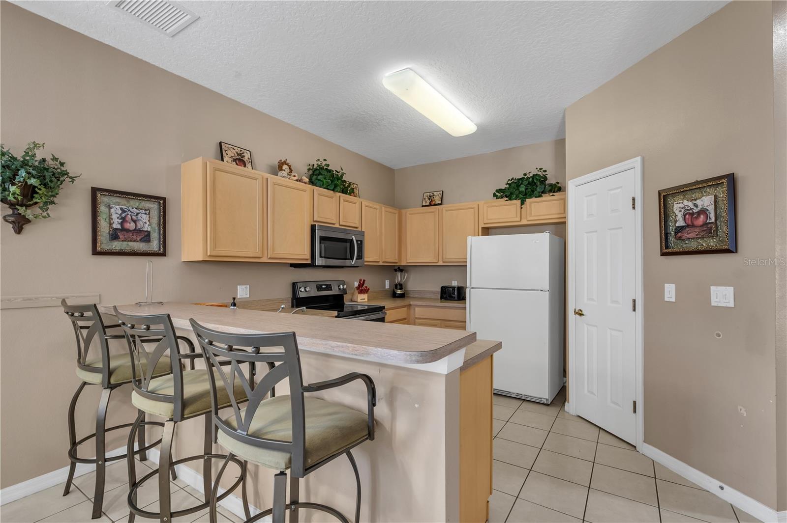 CALABAY PARC AT TOWER LAKE - Residential