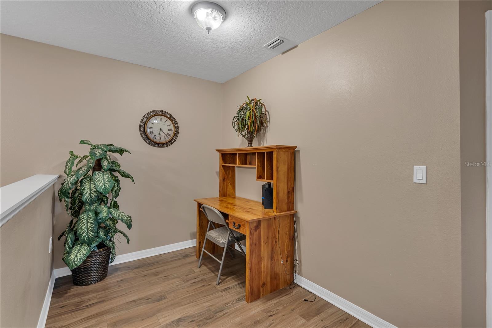 CALABAY PARC AT TOWER LAKE - Residential